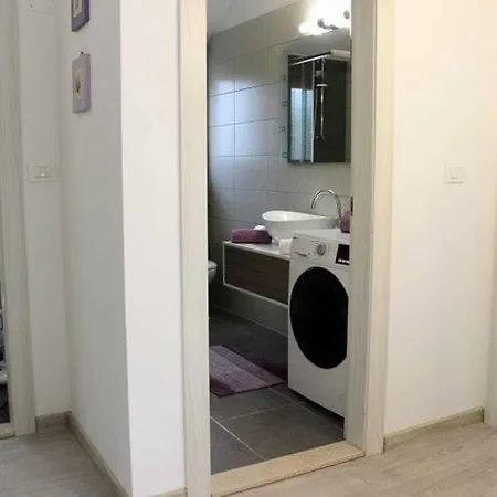 Ela - Three Bedroom With Outdoor Pool St Holiday home Dracevica