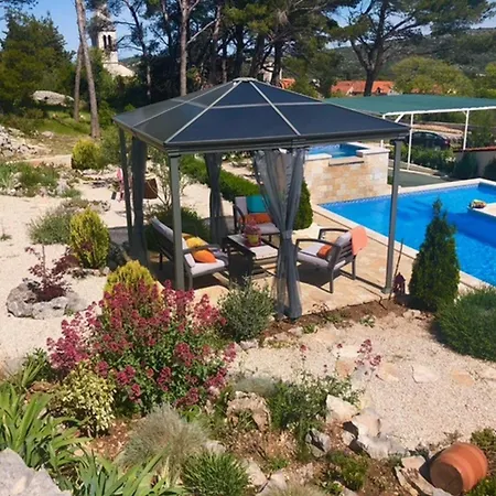 Ela - Three Bedroom With Outdoor Pool St * Dracevica