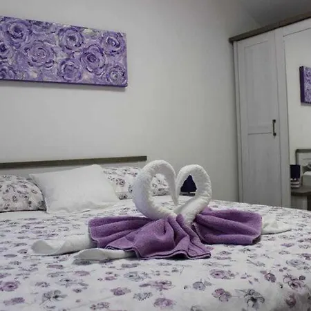 Ela - Three Bedroom With Outdoor Pool St Dračevica
